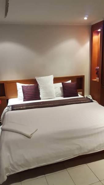 Galaxy Suites Pattaya Ngoại thất bức ảnh